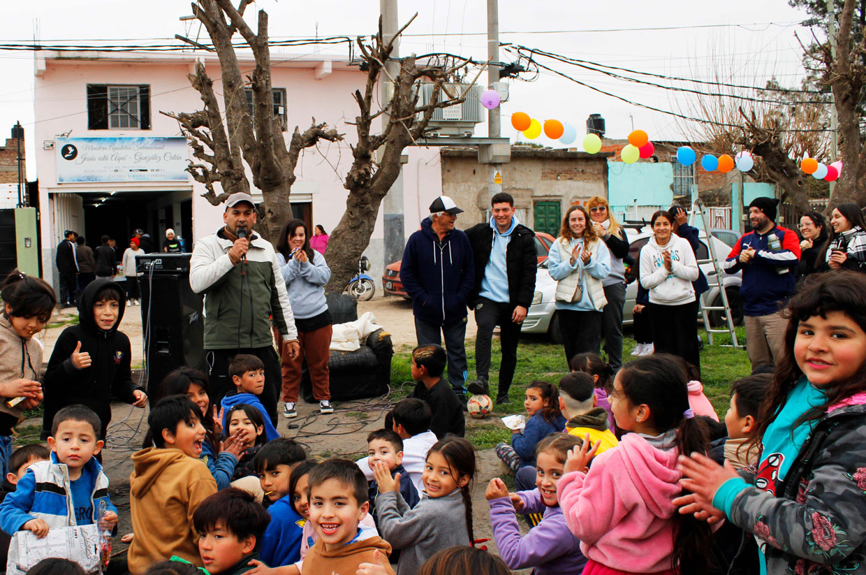 Iglesia Evangelica “Jea Catán Km 32”